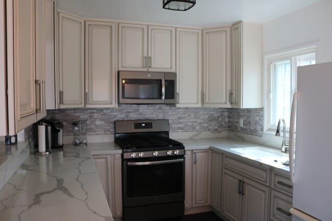 Building Photo - 951 McCarthy Ct Unit 2