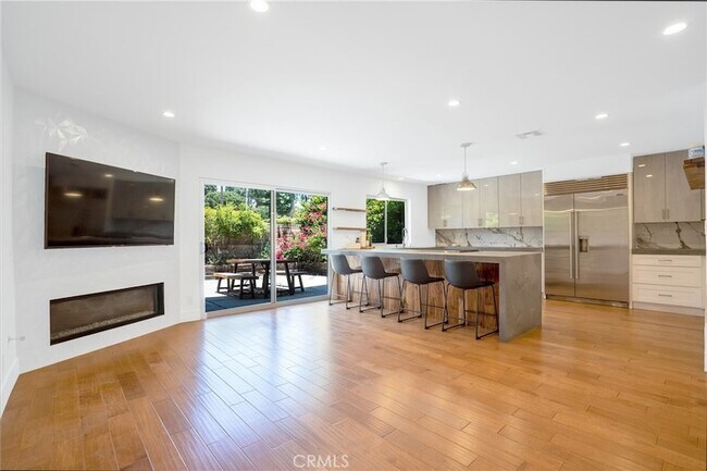 Photo - 19137 Index St Townhome