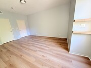 Photo - 2222 N Beachwood Dr Unit 412