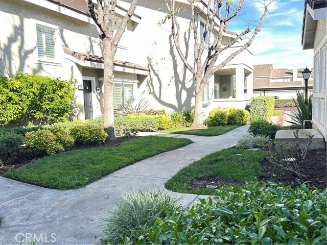 Photo - 567 Springbrook N