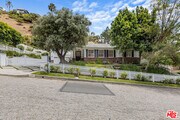Photo - 1462 Rising Glen Rd House