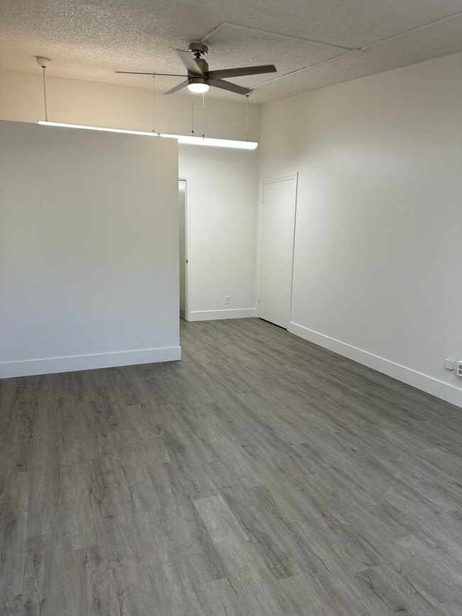 Photo - 208 Van Houten Ave