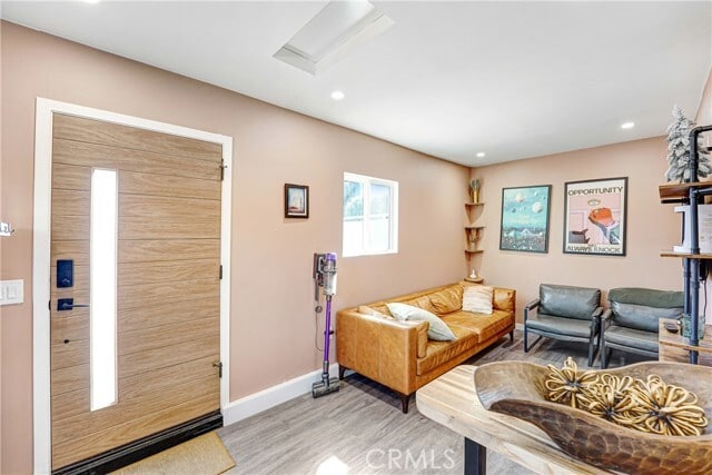 Photo - 14828 Saticoy St