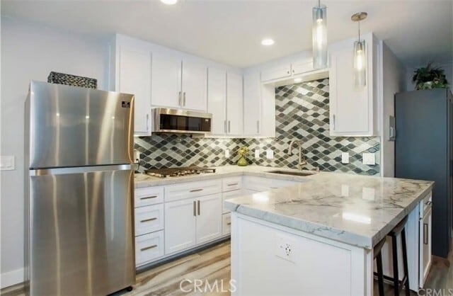 Photo - 2559 Rimcrest Rd