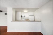 Photo - 20930 Parthenia St