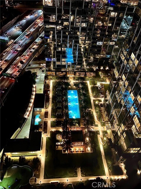 Photo - 877 Francisco St Unit 1123