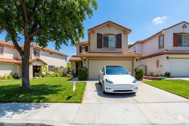 Photo - 25712 Hammet Cir