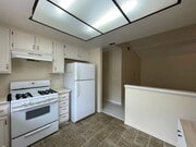 Photo - Light and Bright 3 Bedroom 2 Bath Oceanside Home!