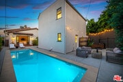Photo - 4359 Clybourn Ave