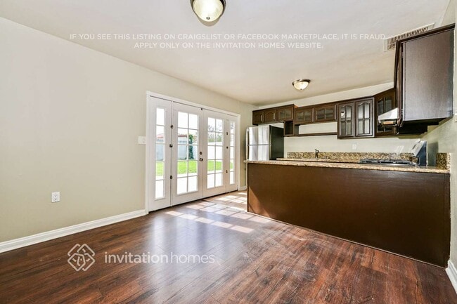 Photo - 212 E 185th St