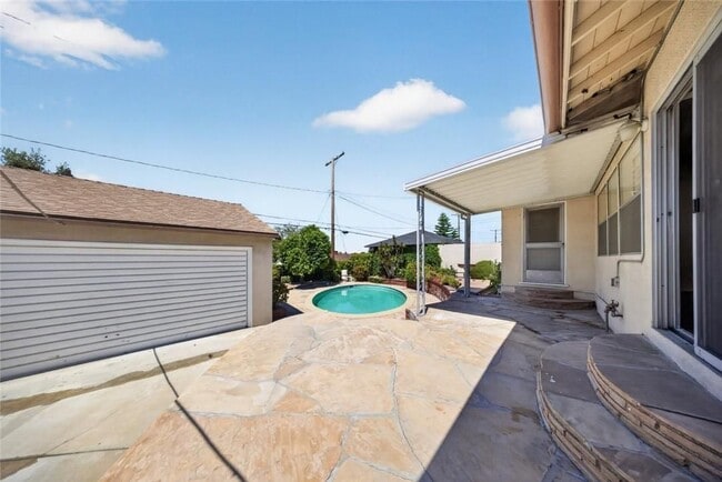 Photo - 2025 Jolley Dr