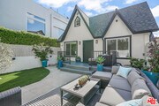 Photo - 619 Westmount Dr House