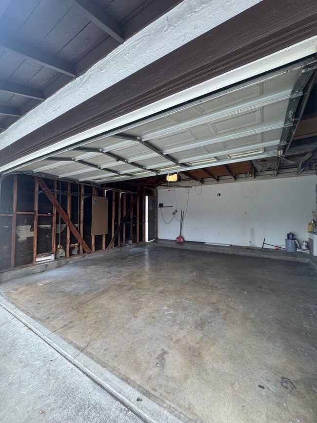 Photo - 2210-2212 E Avalon Ave Unit 2212