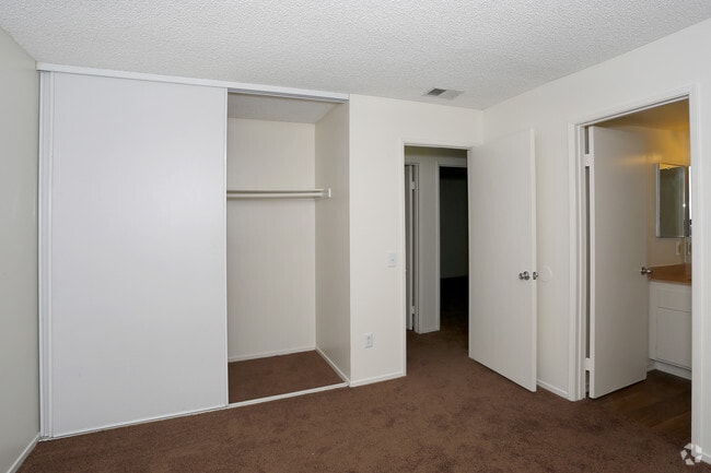 Master Bedroom/ Bathroom - Ironwood Villas