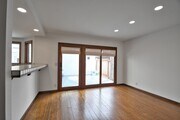 Photo - 472 36th St