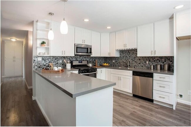 Photo - Beautiful 3 BD, 2 BA Home in Clairemont w/ Garage & Spacious Yard!