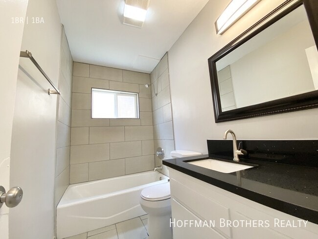 Photo - 1155 N Curson Ave Unit 2