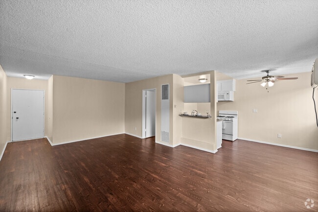 Studio - Balboa Ranch Apartments