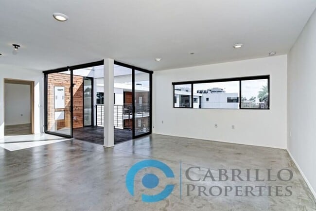 Photo - 2870 Fourth Ave Unit Apt 409
