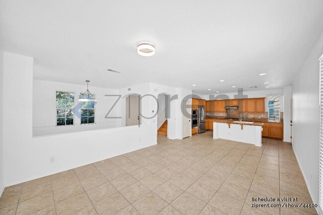 Photo - 25333 Los Arqueros Dr