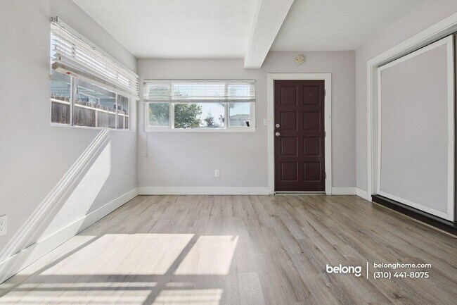 Photo - 8630 Stanmoor Dr