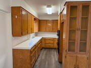 Photo - 24800 Walnut St