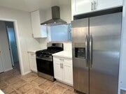 New appliances - 1033 Pearl St Unit Front