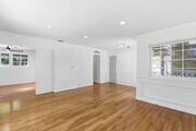 Photo - 12334 Moorpark St Unit 4361 Shadyglade Ave