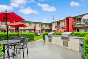 Photo - Sunset Square Apartments