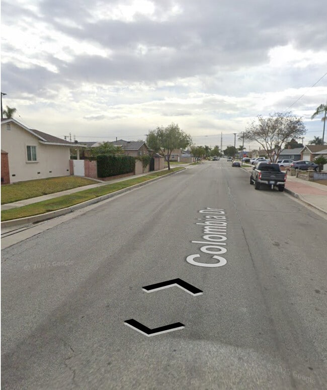 Photo - 7451 Colombia Dr