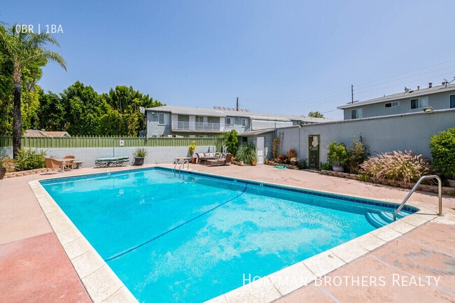 Photo - 6165 Coldwater Canyon Ave Unit 15