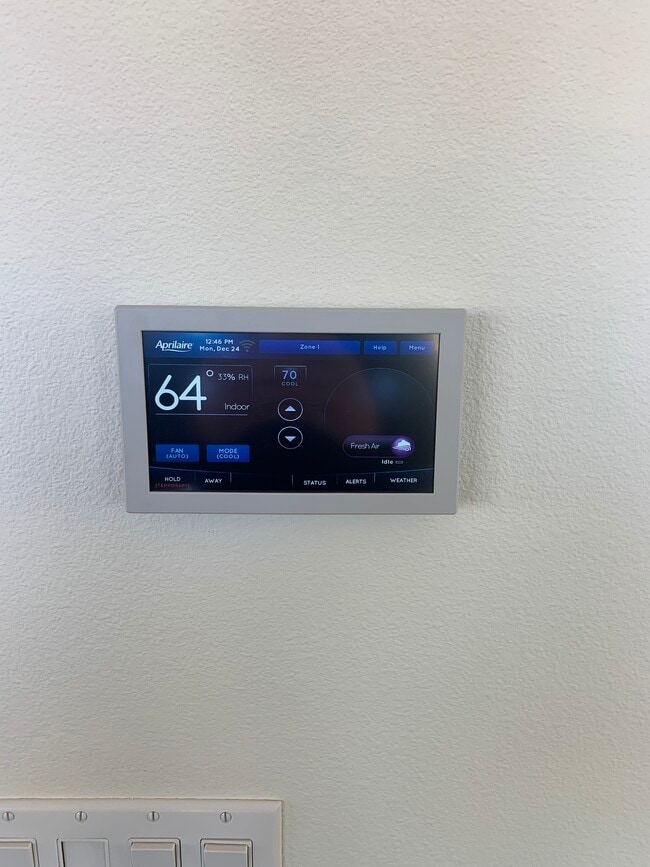 Photo - 18451 Mural Pl