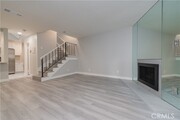 Photo - 543 W Stocker St Condo Unit 6
