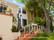 Photo - 10376 Holman Ave