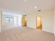 Photo - 5625 Crescent Prk W