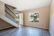 Photo - 448 Tava Ln