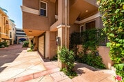 Photo - 2022 S Barrington Ave Condo Unit D