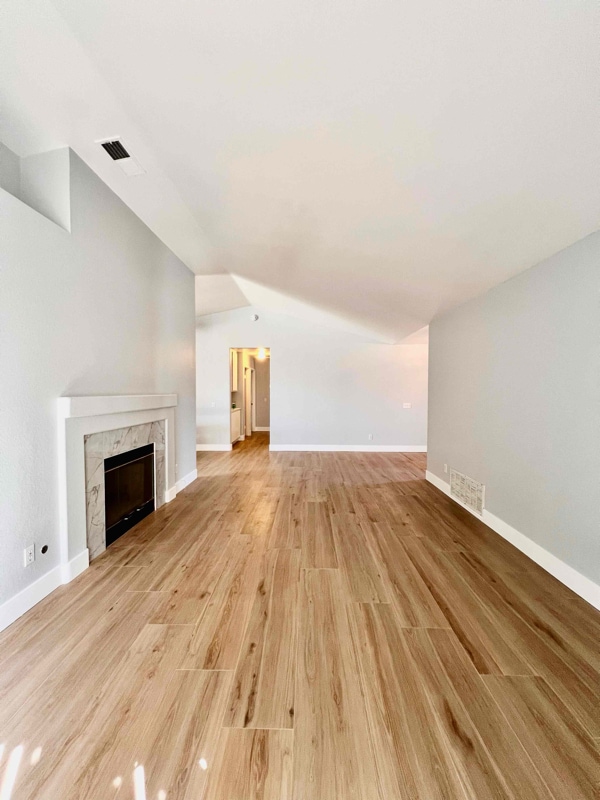 Photo - 29847 Berea Rd