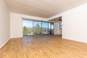 #14 - Living room with Huge Windows & Balcony - 2849 Waverly Dr