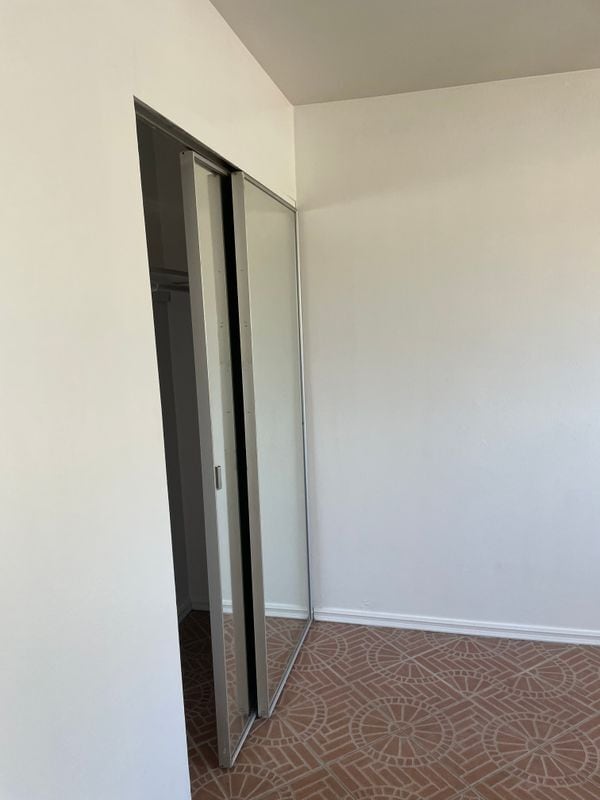 Photo - 919 Joann St