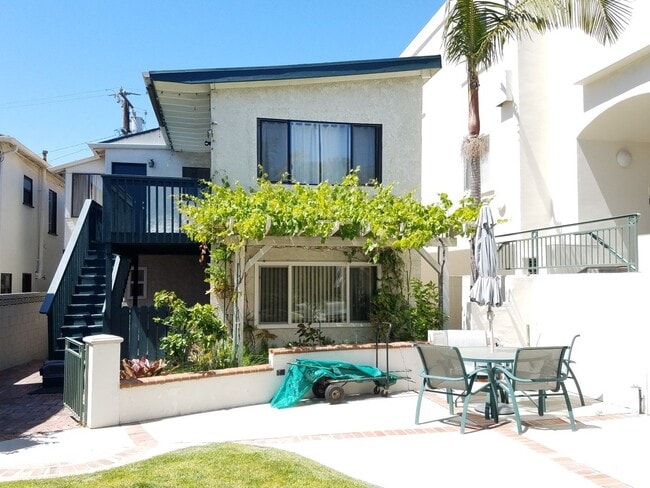 412 - 412 Apartment Unit A