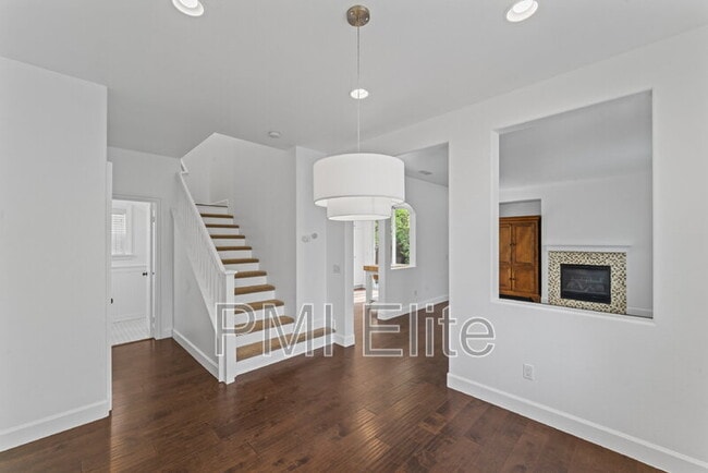 Photo - 24619 Montevista Cir