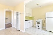 Photo - Nice 1 Bedroom, 1 Bath Apartment