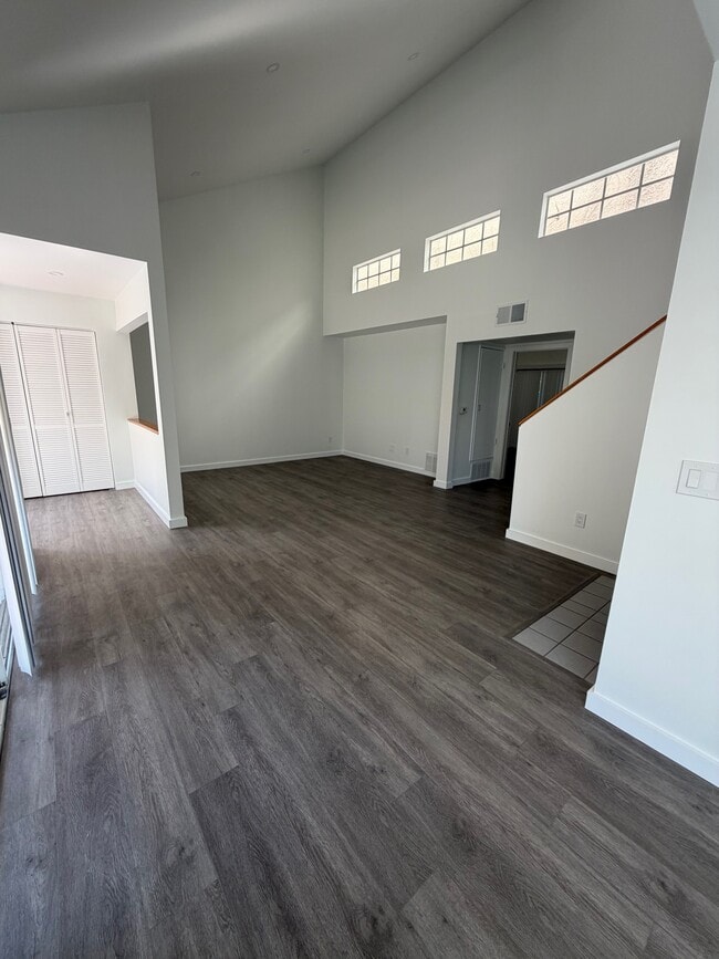 Photo - 800 N June St Unit #5