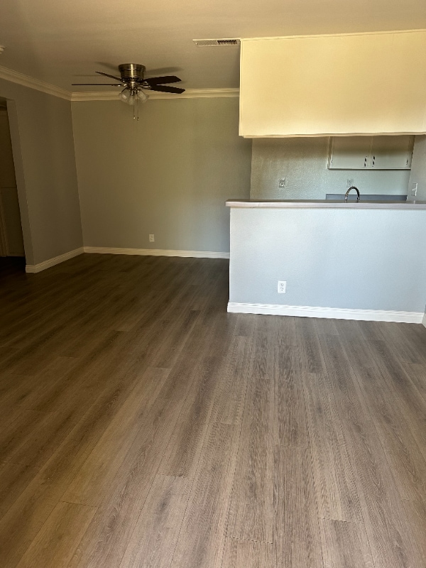 Photo - 11411 Dronfield Ave Unit 0