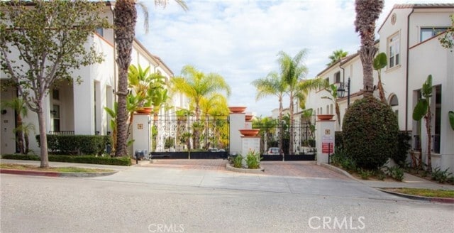 Photo - 1750 Grand Ave Townhome