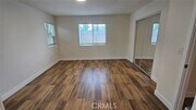 Photo - 328 E 73rd St