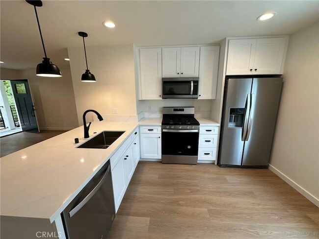 Photo - 901 N Orchard Dr