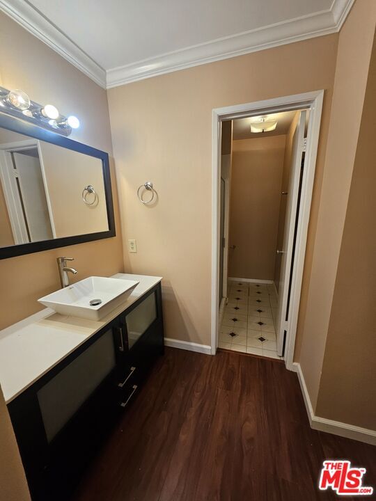 Photo - 5460 White Oak Ave Unit C223