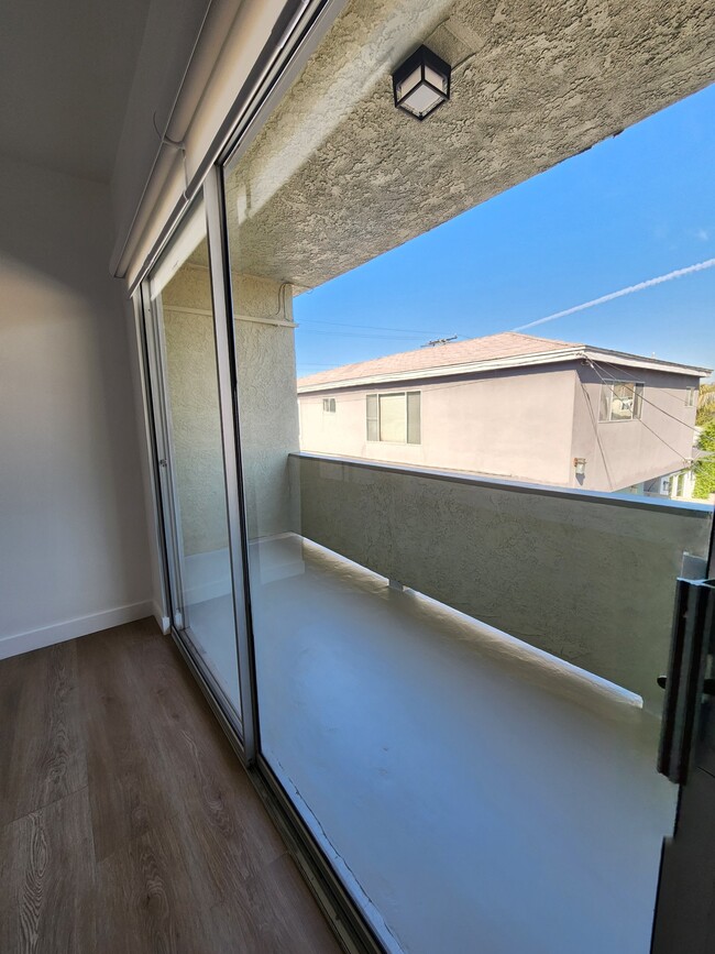 Photo - 2336 34th St Unit 6